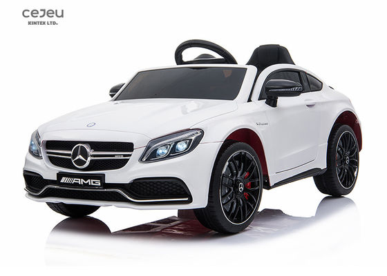 سيارة ركوب للأطفال مرخصة من طراز Benz C63 ببطارية 12 فولت 7 أمبير في الساعة، مصابيح أمامية LED